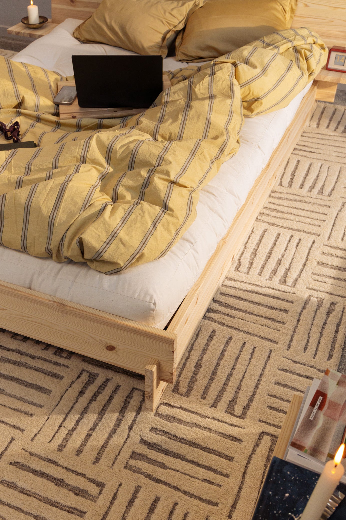 LATCH BED RAW 180 X 200