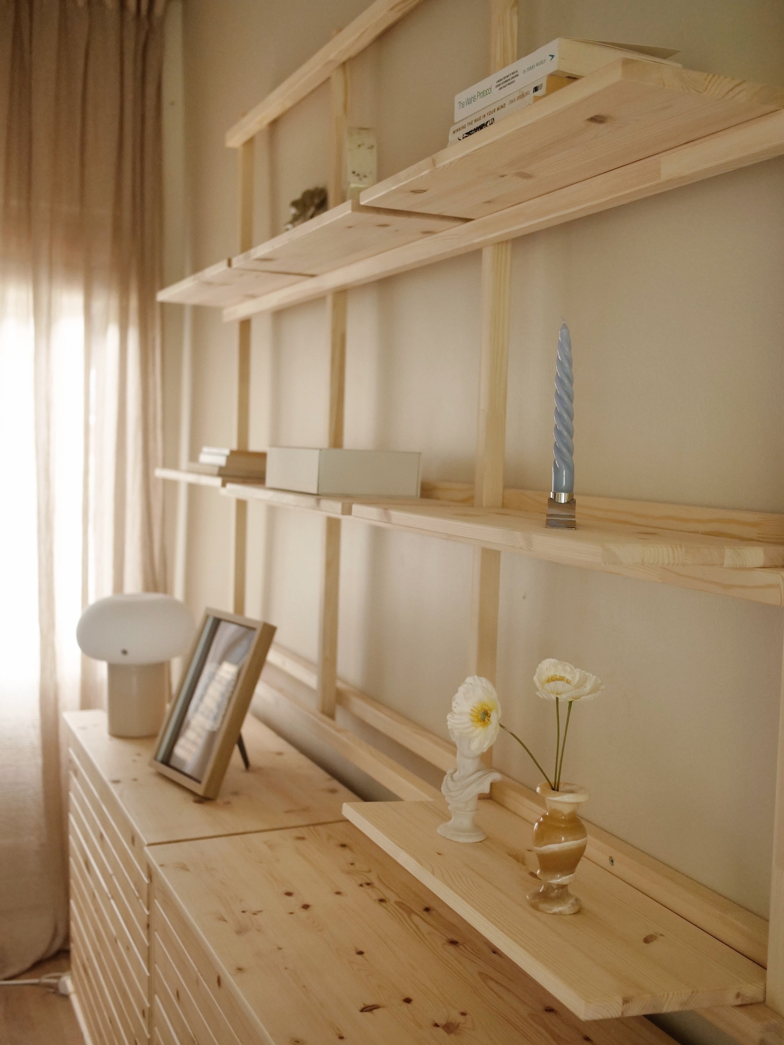 GROOVE SHELVING BIG RAW