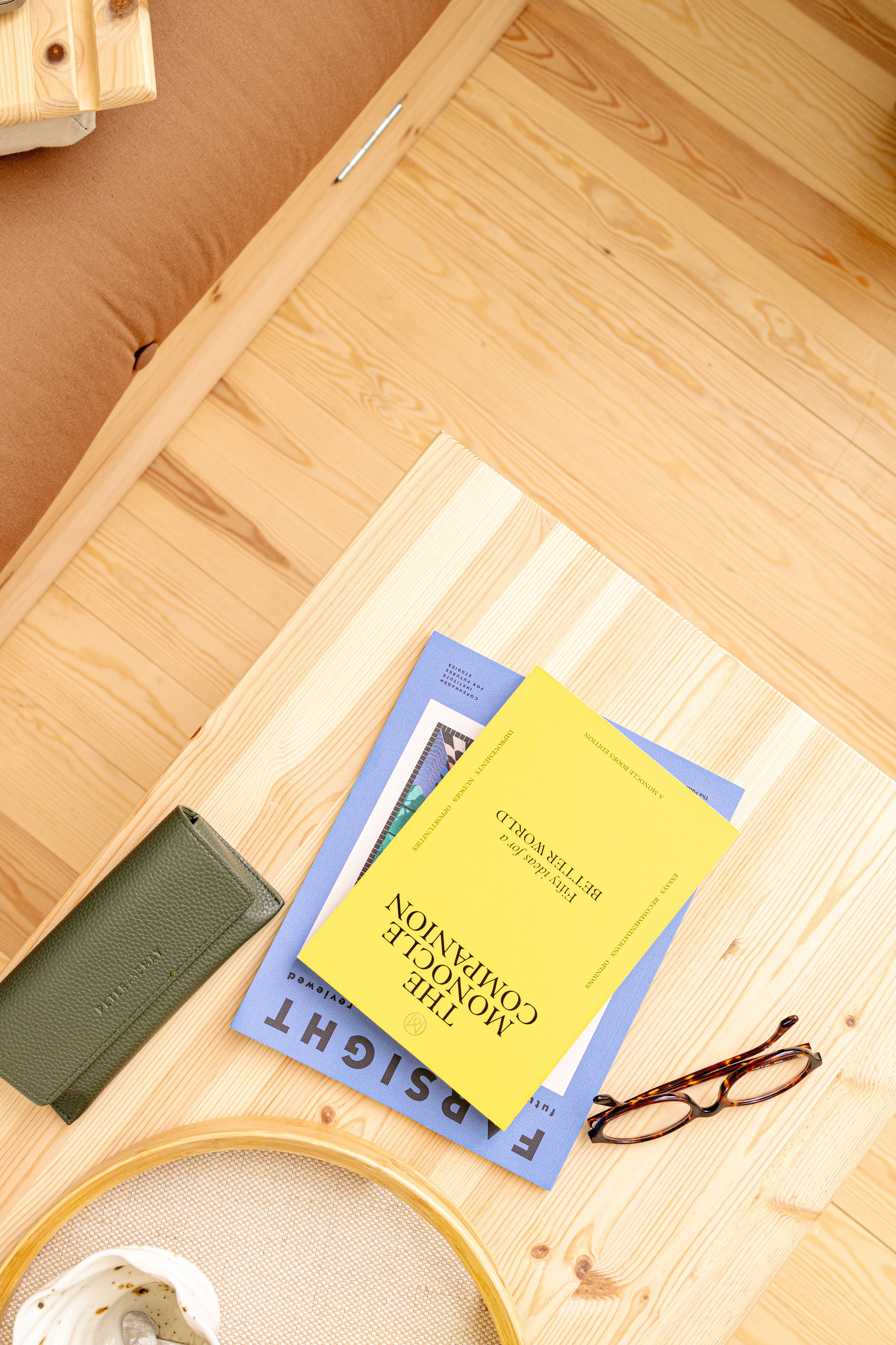 JAPAN COFFEE TABLE RAW