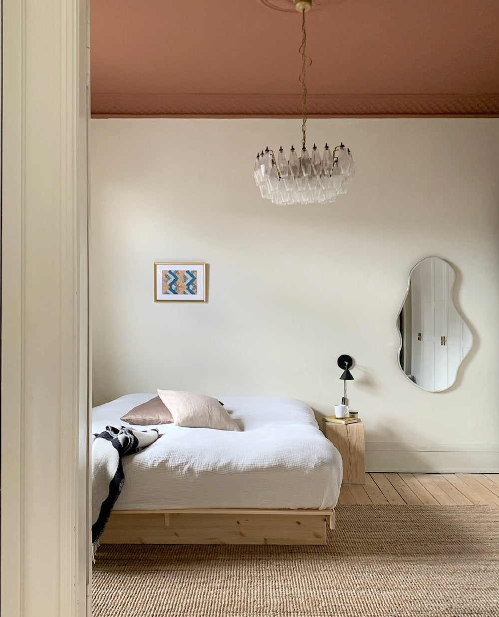 KANSO BED RAW QUEEN SIZE