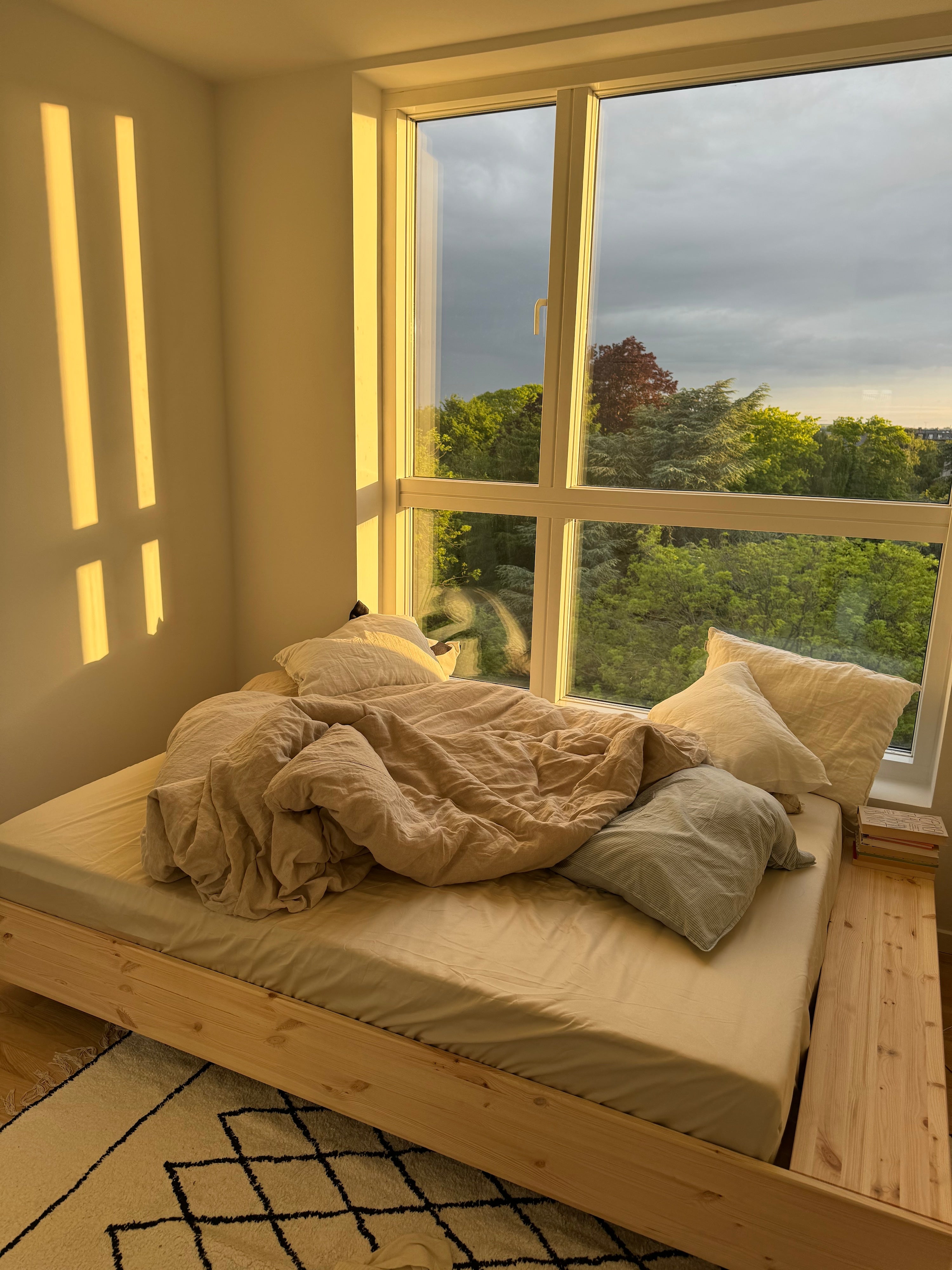 MERGE BED RAW 180 x 200