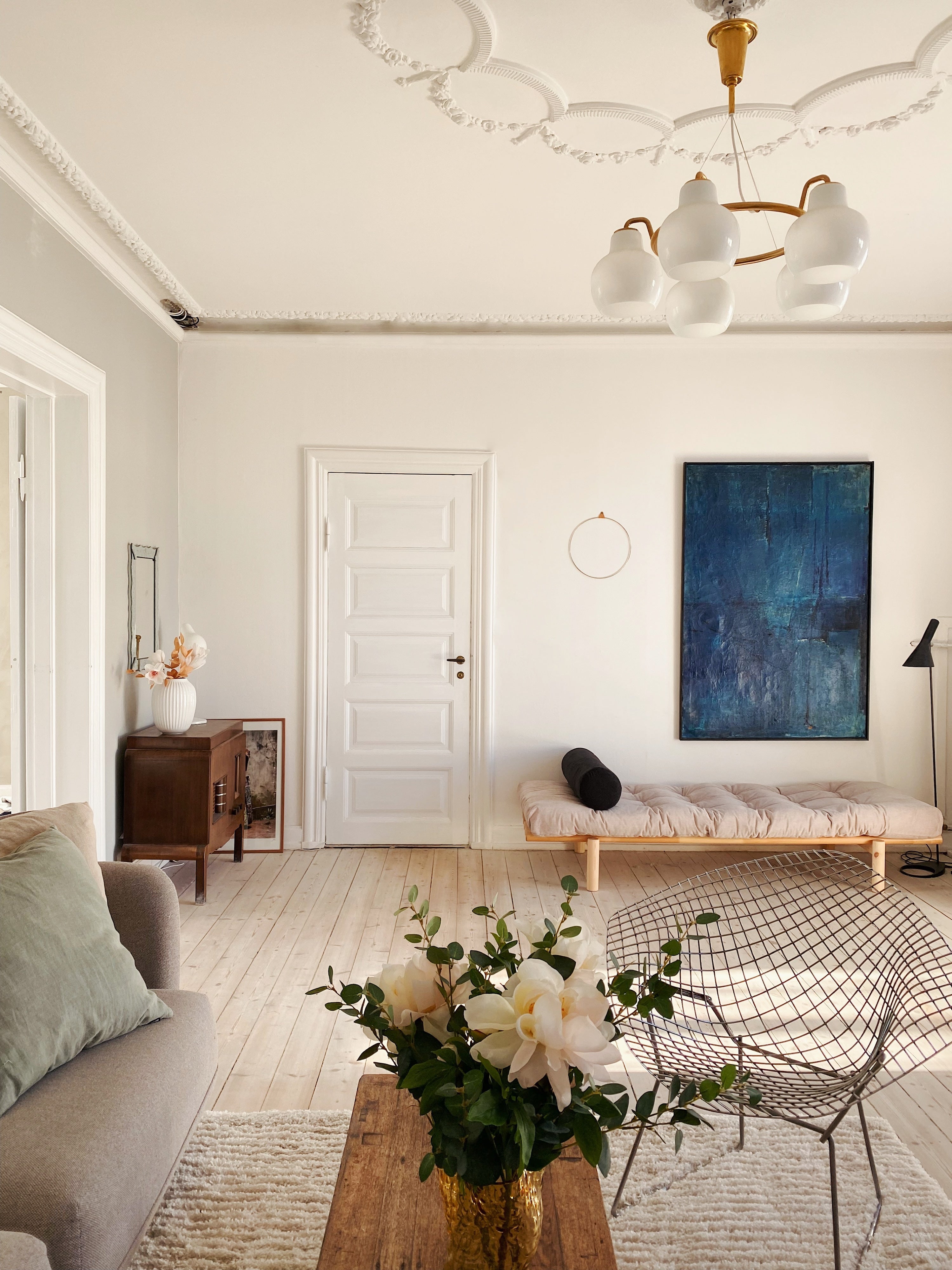 NEXT DAYBED CLEAR LACQUERED W. 4-LAYER MIXED MATTRESS HONEY