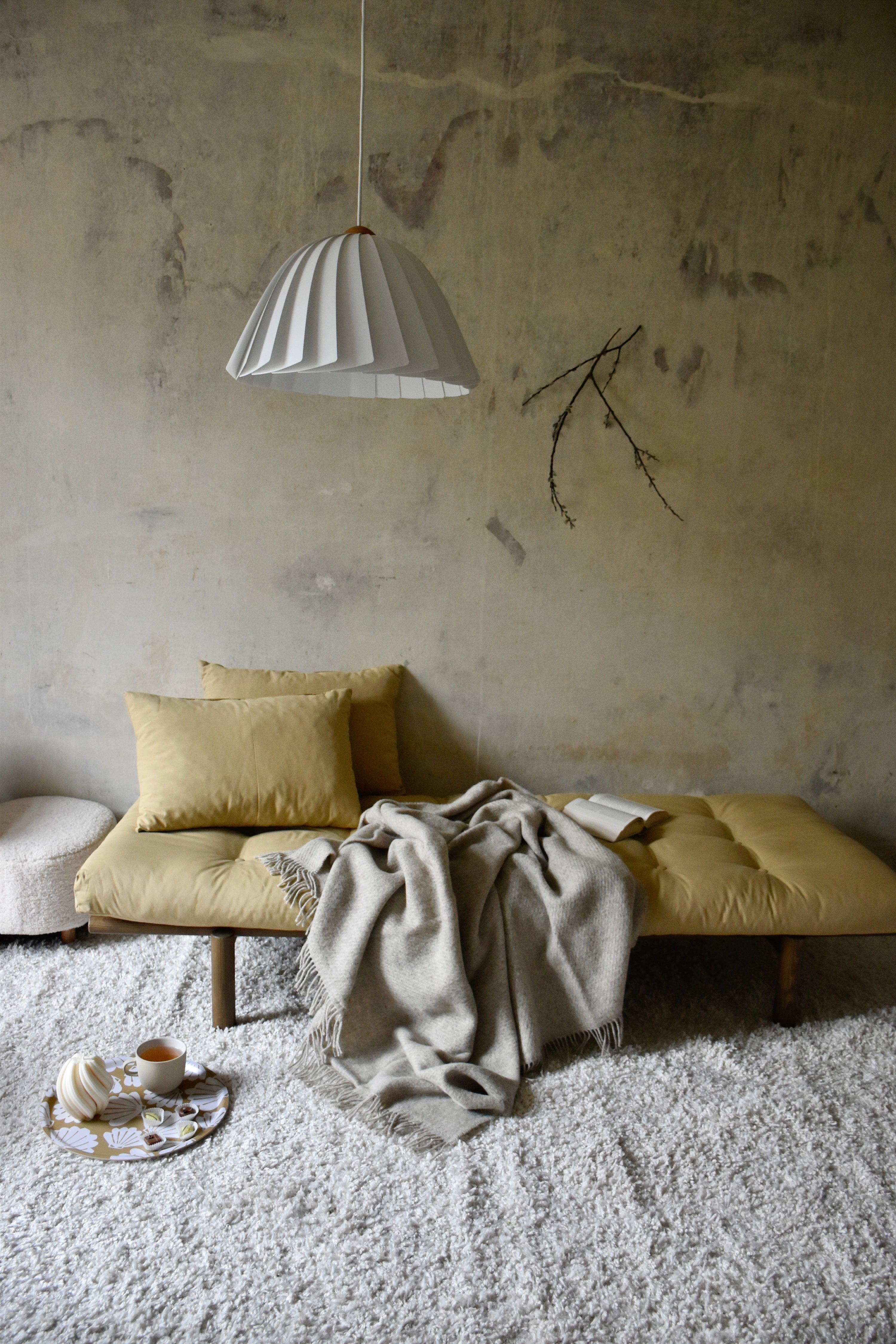 PACE DAYBED CLEAR LACQUERED W. 4-LAYER MIXED MATTRESS NAVY