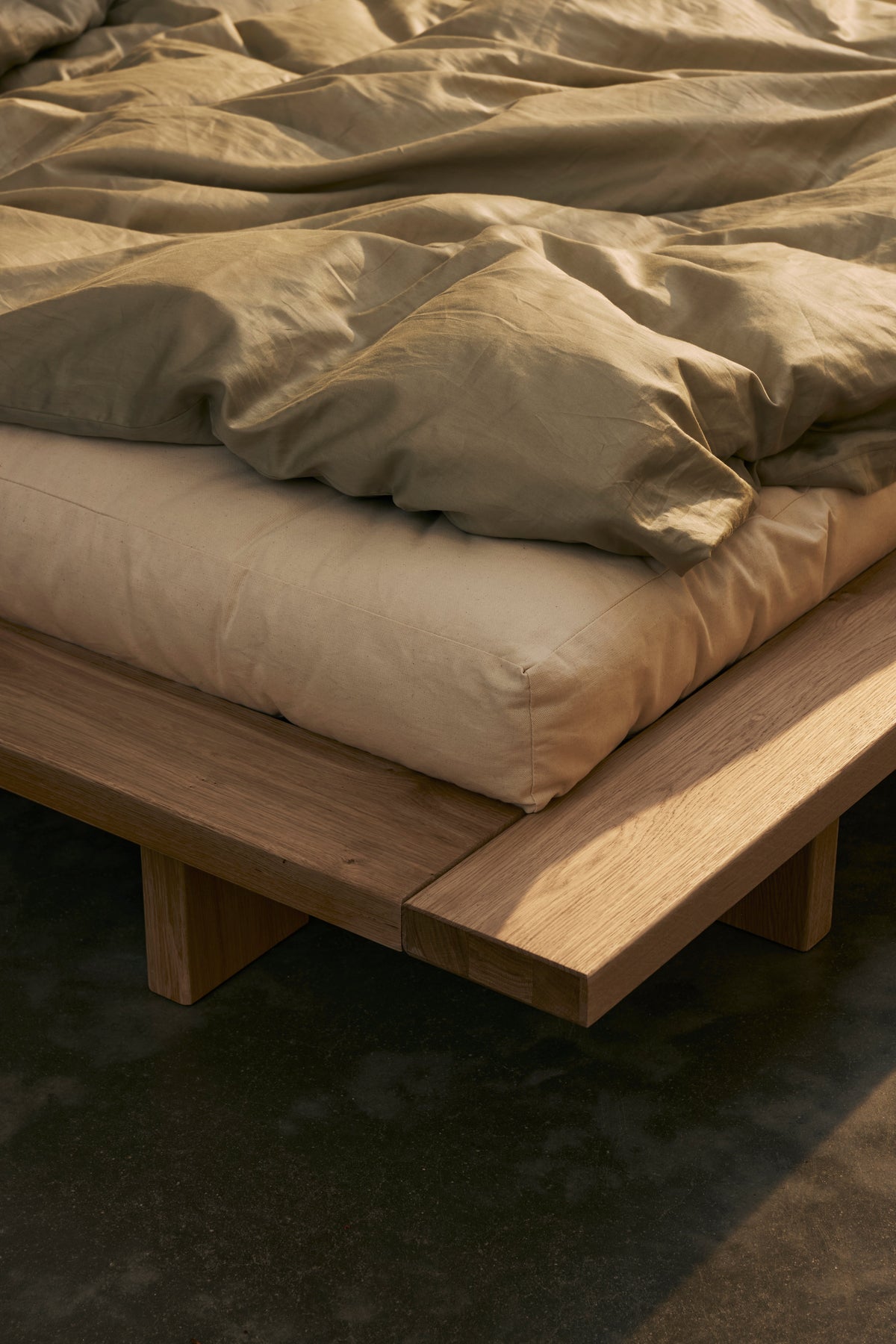 JAPAN BED OAK 140 X 200