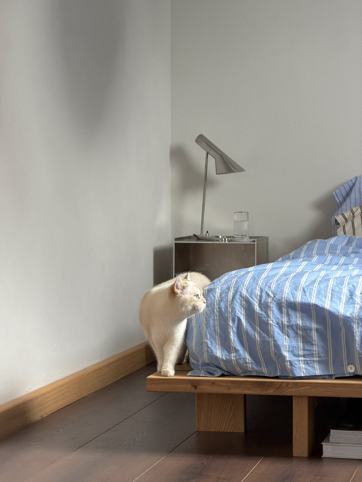 JAPAN BED OAK 160 X 200