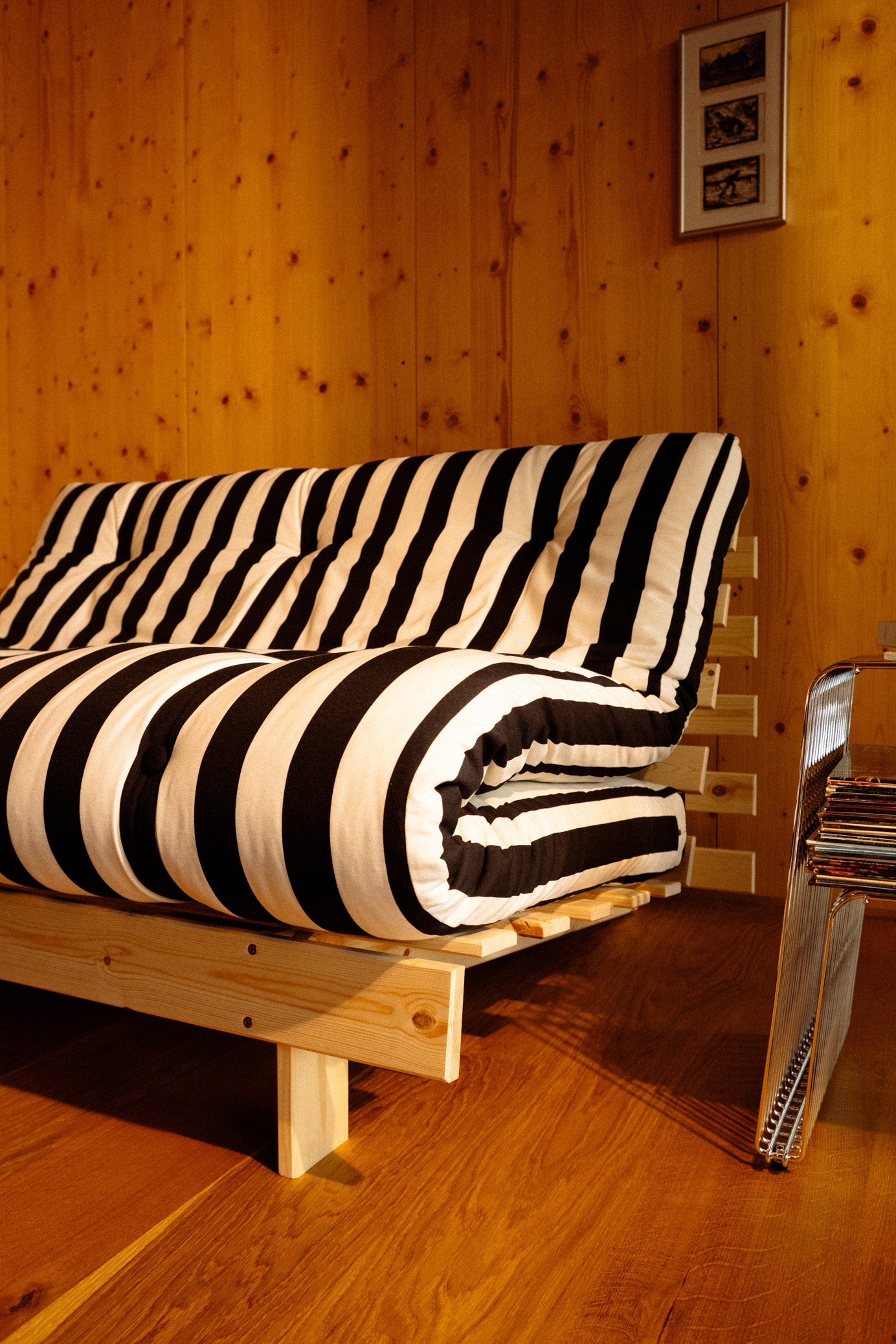 ROOTS RAW 140 X 200 W. ROOTS MATTRESS BLACK-WHITE