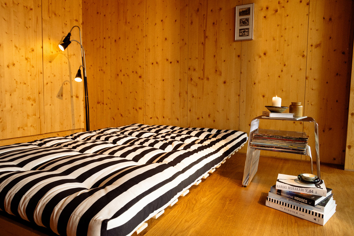 ROOTS RAW 160 X 200 W. ROOTS MATTRESS BLACK-WHITE