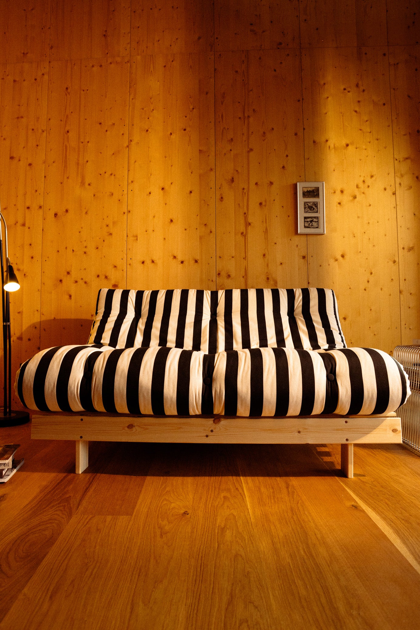 ROOTS RAW 140 X 200 W. ROOTS MATTRESS BLACK-WHITE