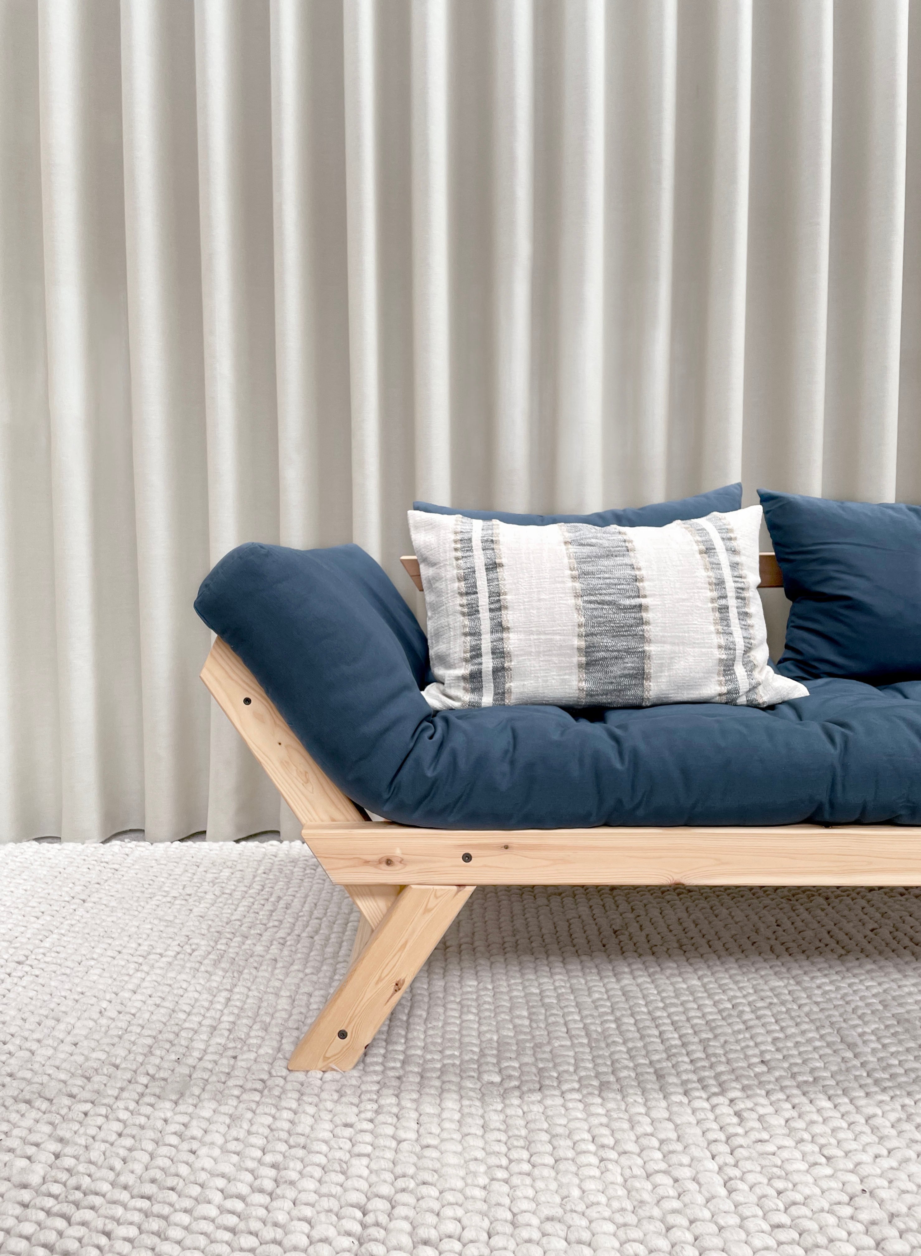 BEBOP CLEAR LACQUERED W. 4-LAYER MIXED MATTRESS NATURAL