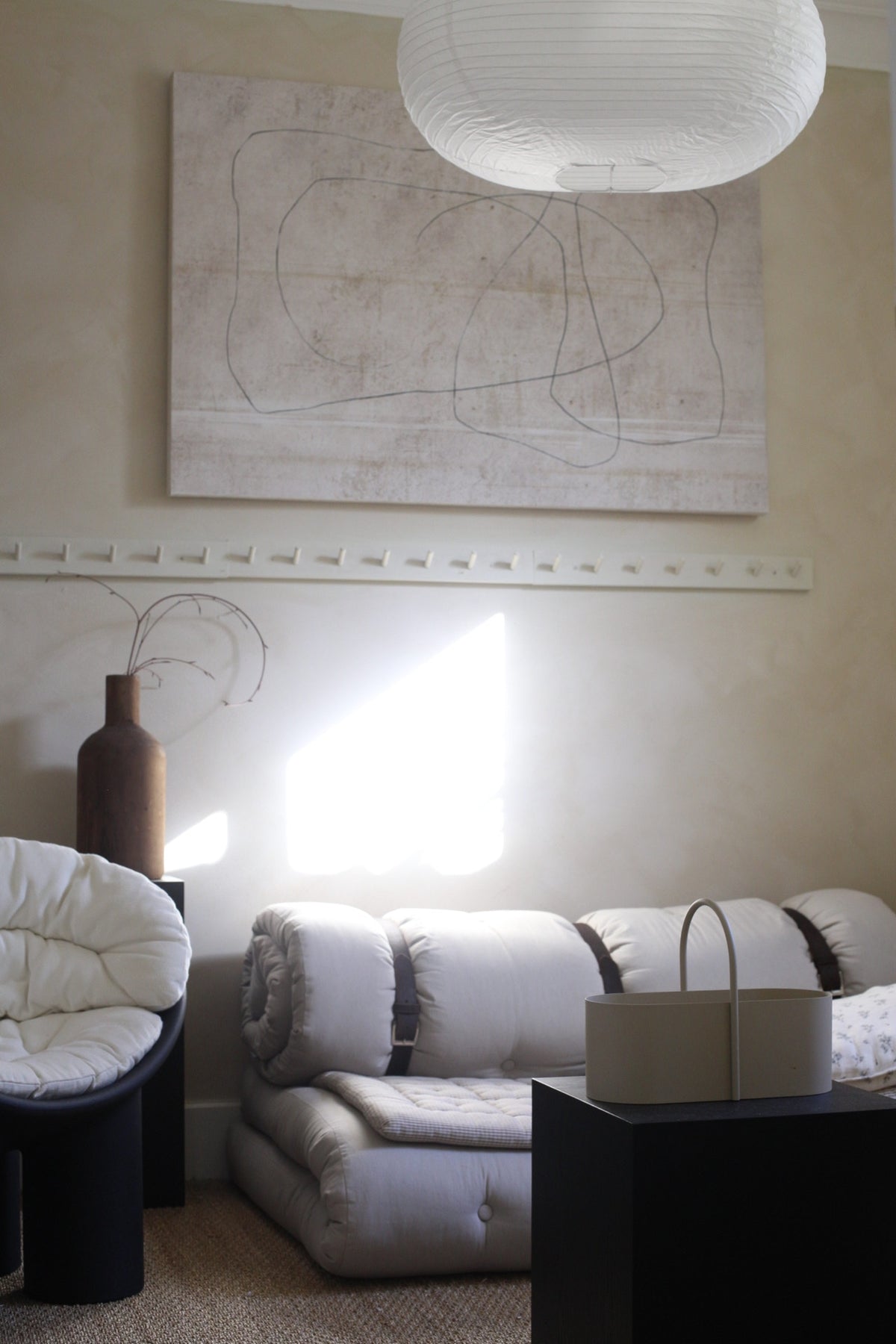 BUCKLE-UP SOFA WHEAT BEIGE W. 3 BROWN LEATHER BELTS