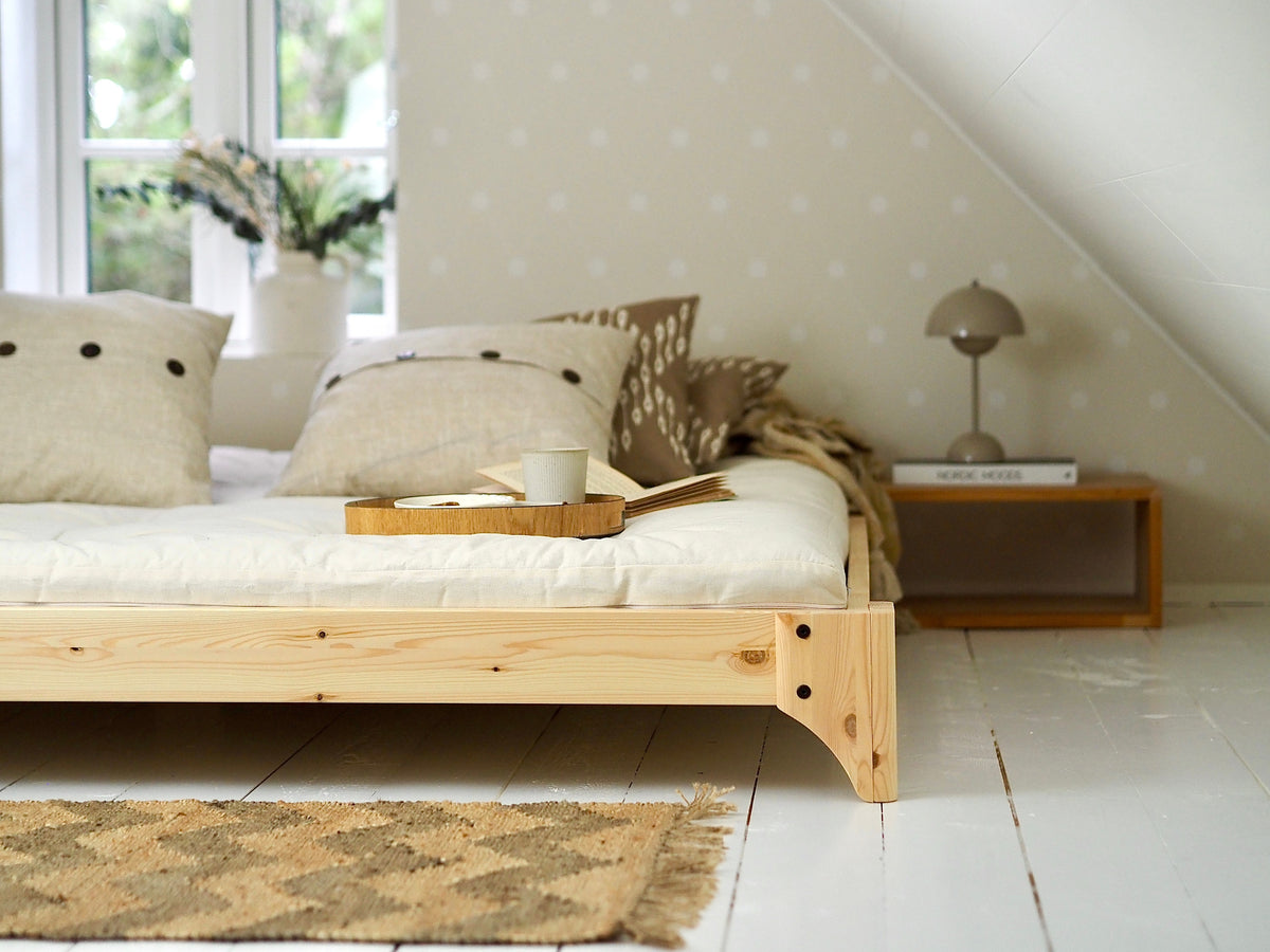 ELAN BED CLEAR LACQUERED 140 X 200