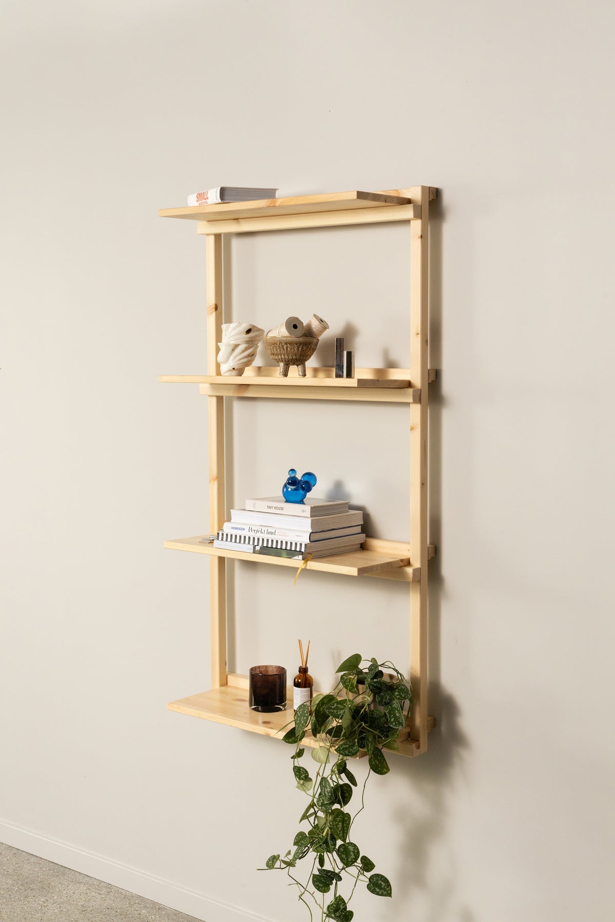 GROOVE SHELVING NARROW RAW