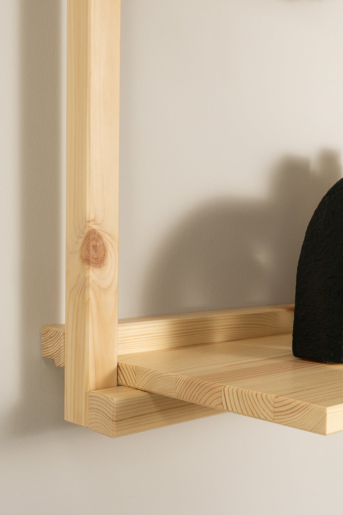 GROOVE SHELVING WIDE RAW