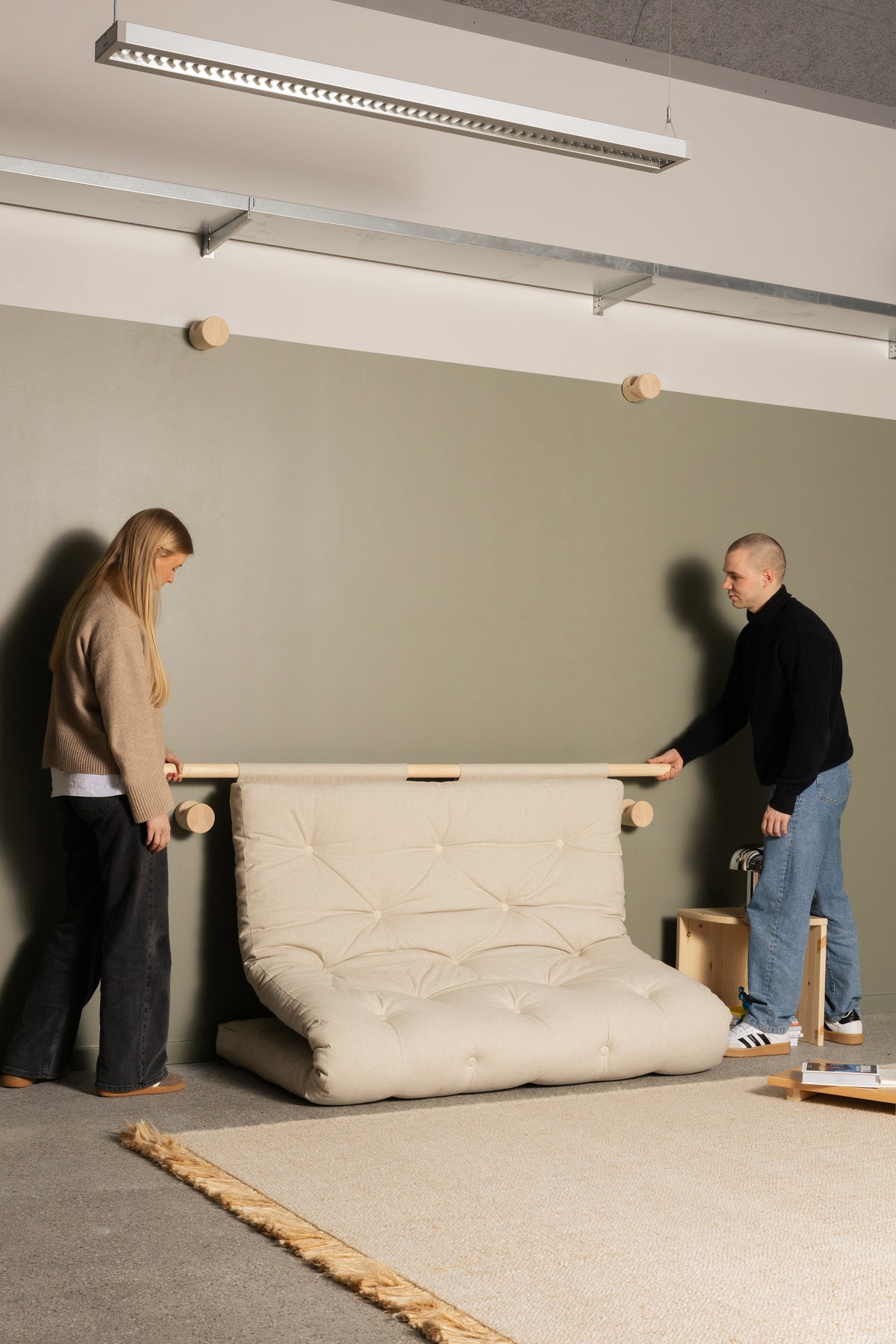HOOKED RAW 135 x 200 W. BRAVO MATTRESS OLIVE GREEN