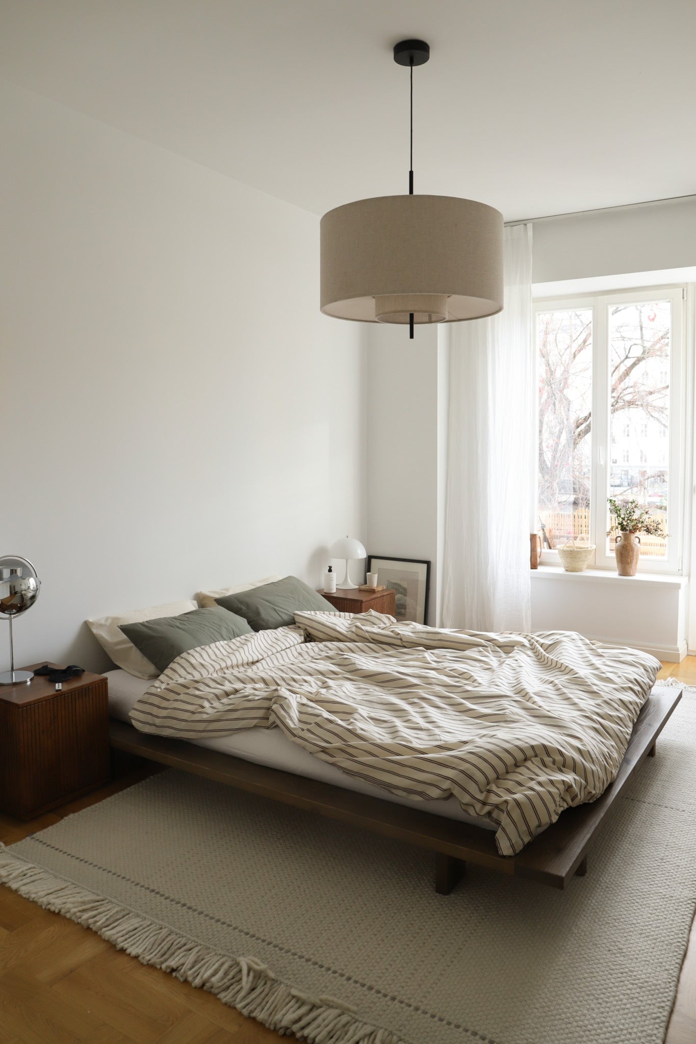 JAPAN BED CAROB BROWN 90 X 200