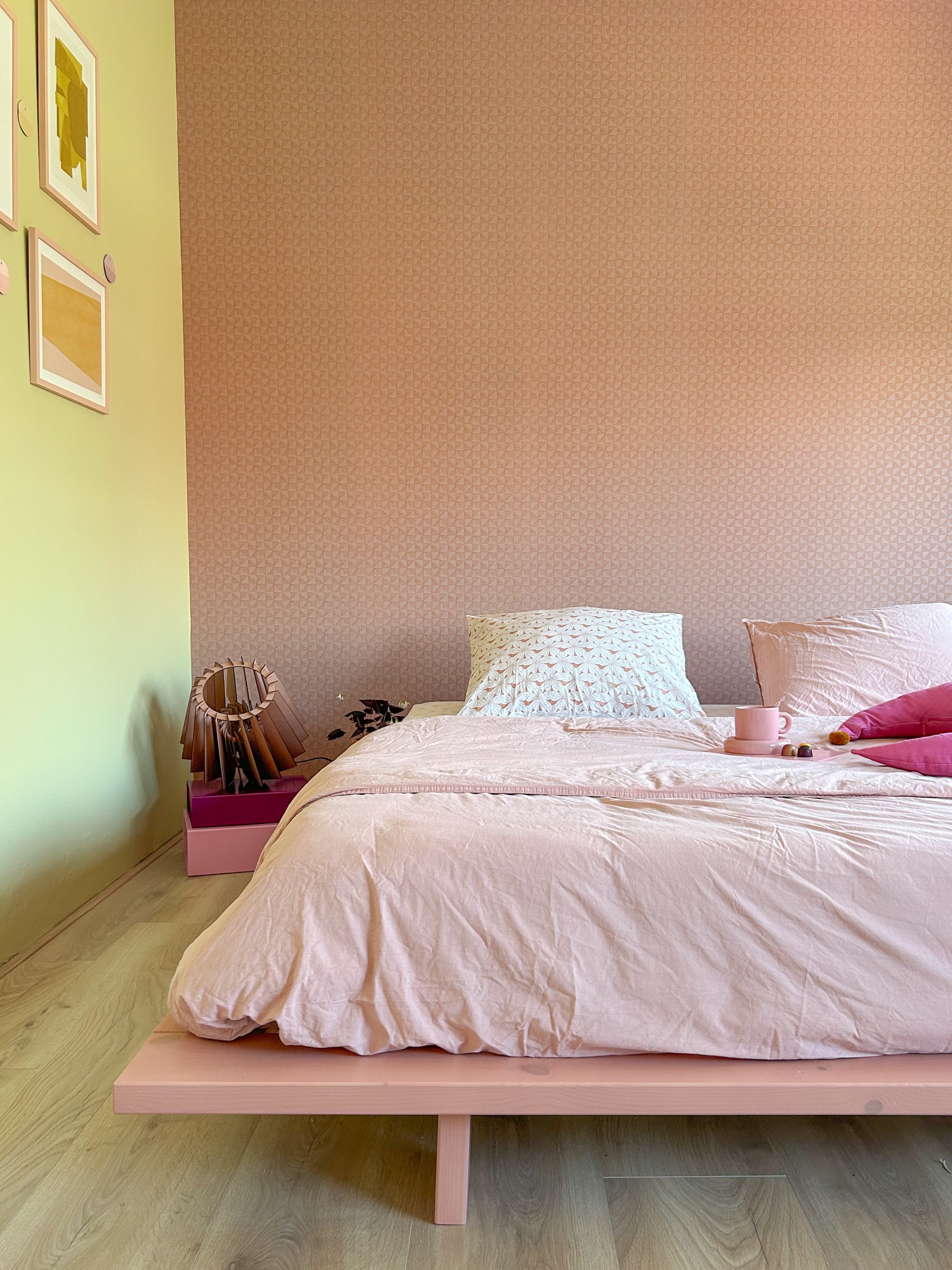 JAPAN BED PINK SKY 180 X 200