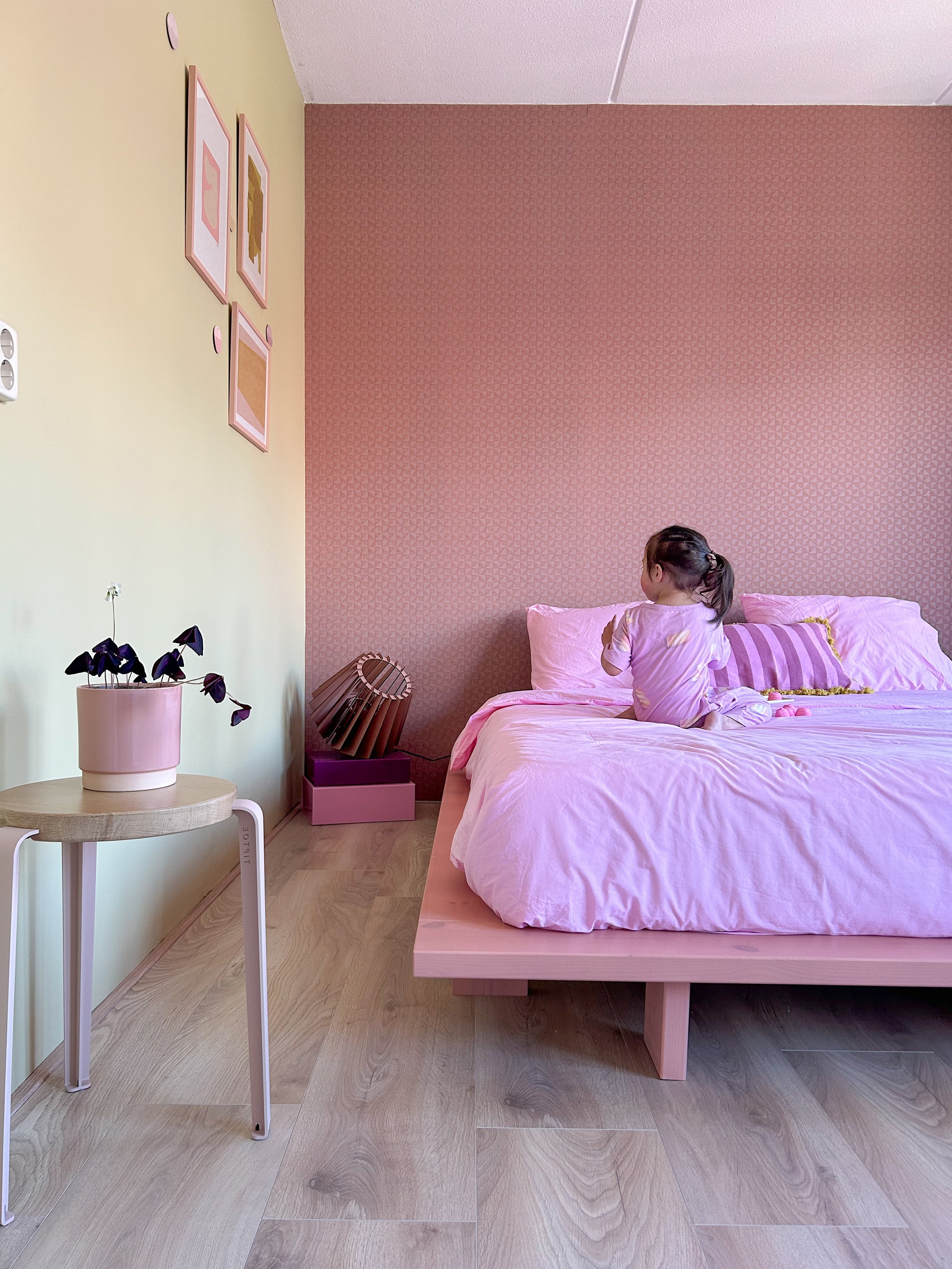 JAPAN BED PINK SKY 140 X 200