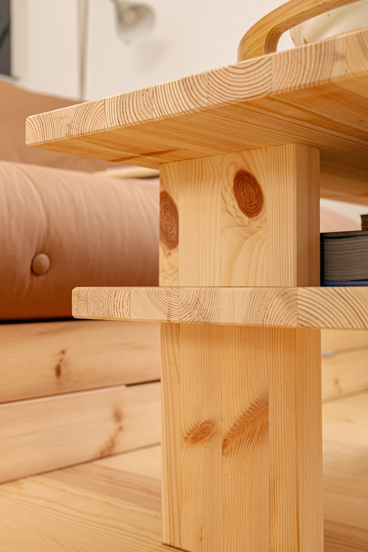 JAPAN COFFEE TABLE RAW