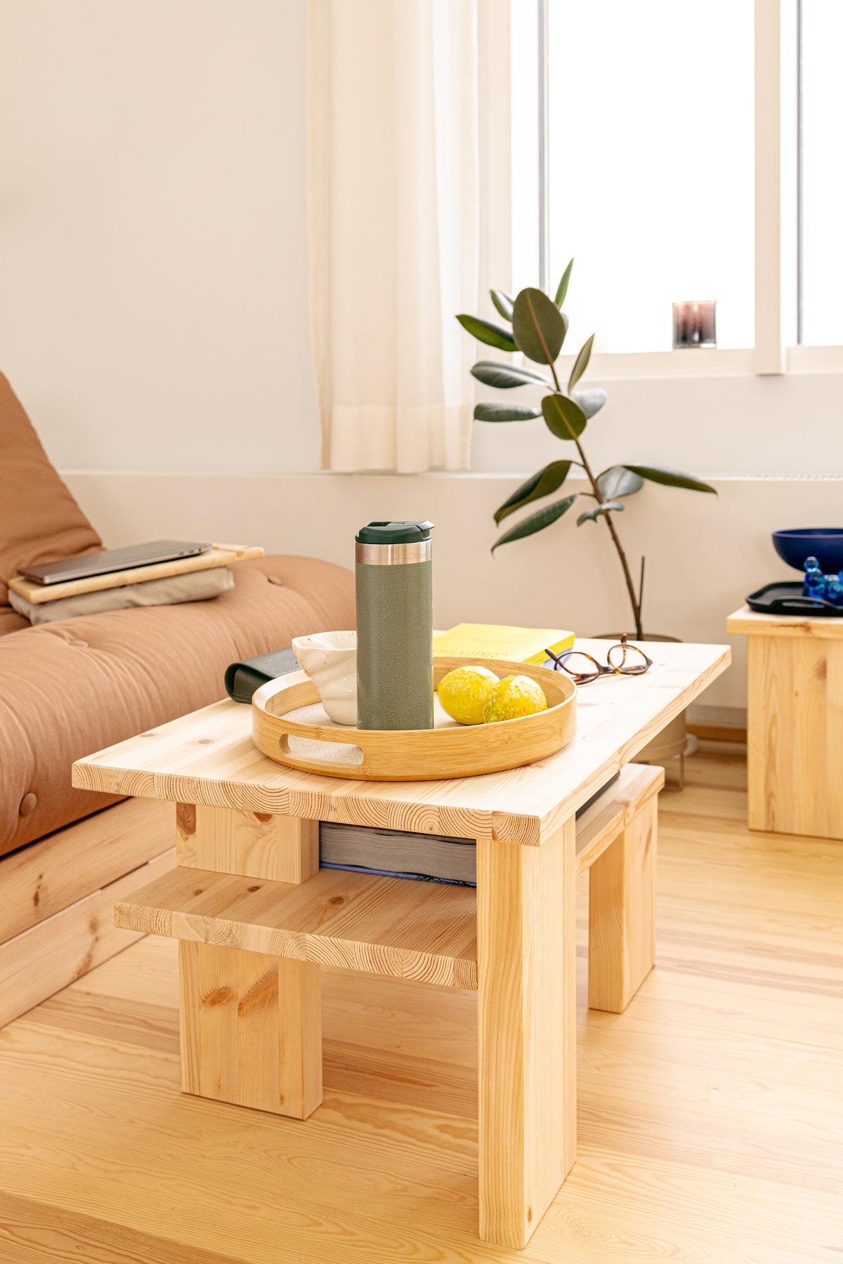 JAPAN COFFEE TABLE RAW