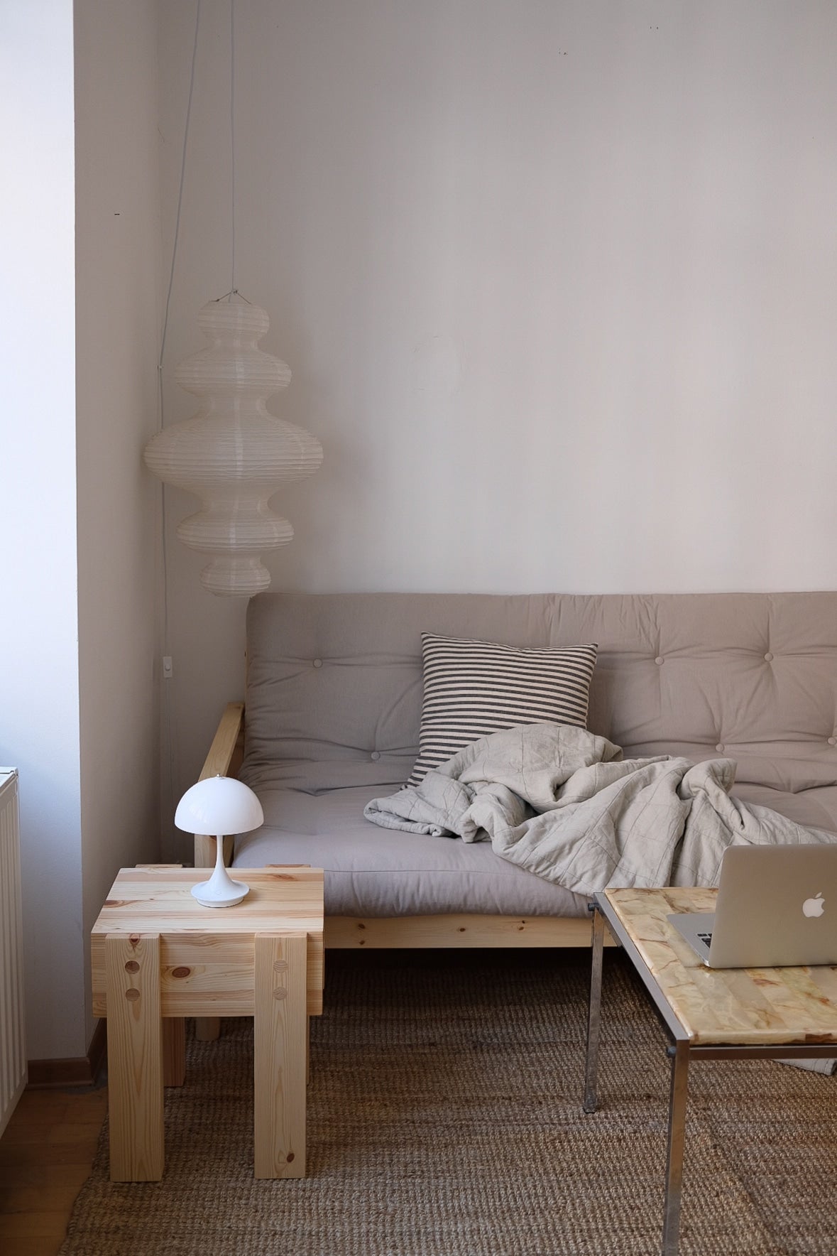 KNOB CLEAR LACQUERED W. 5-LAYER MIXED MATTRESS IVORY