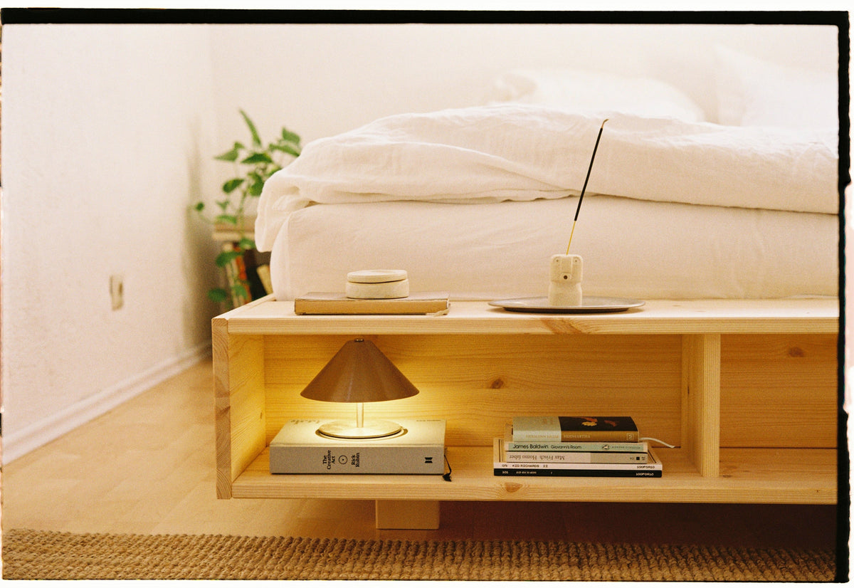 MERGE BED RAW FULL SIZE
