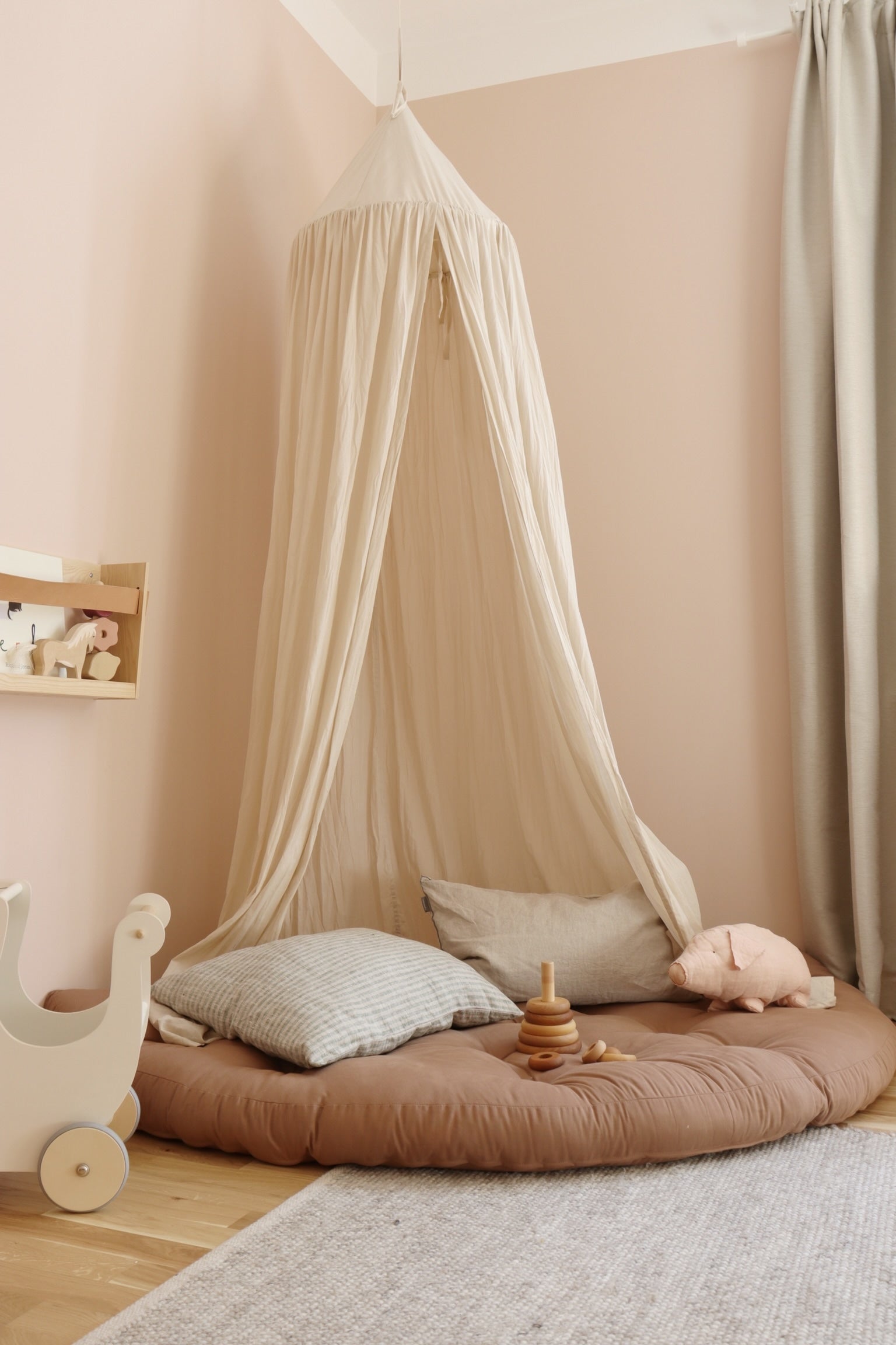 Futons | Sleep meets space-saving design