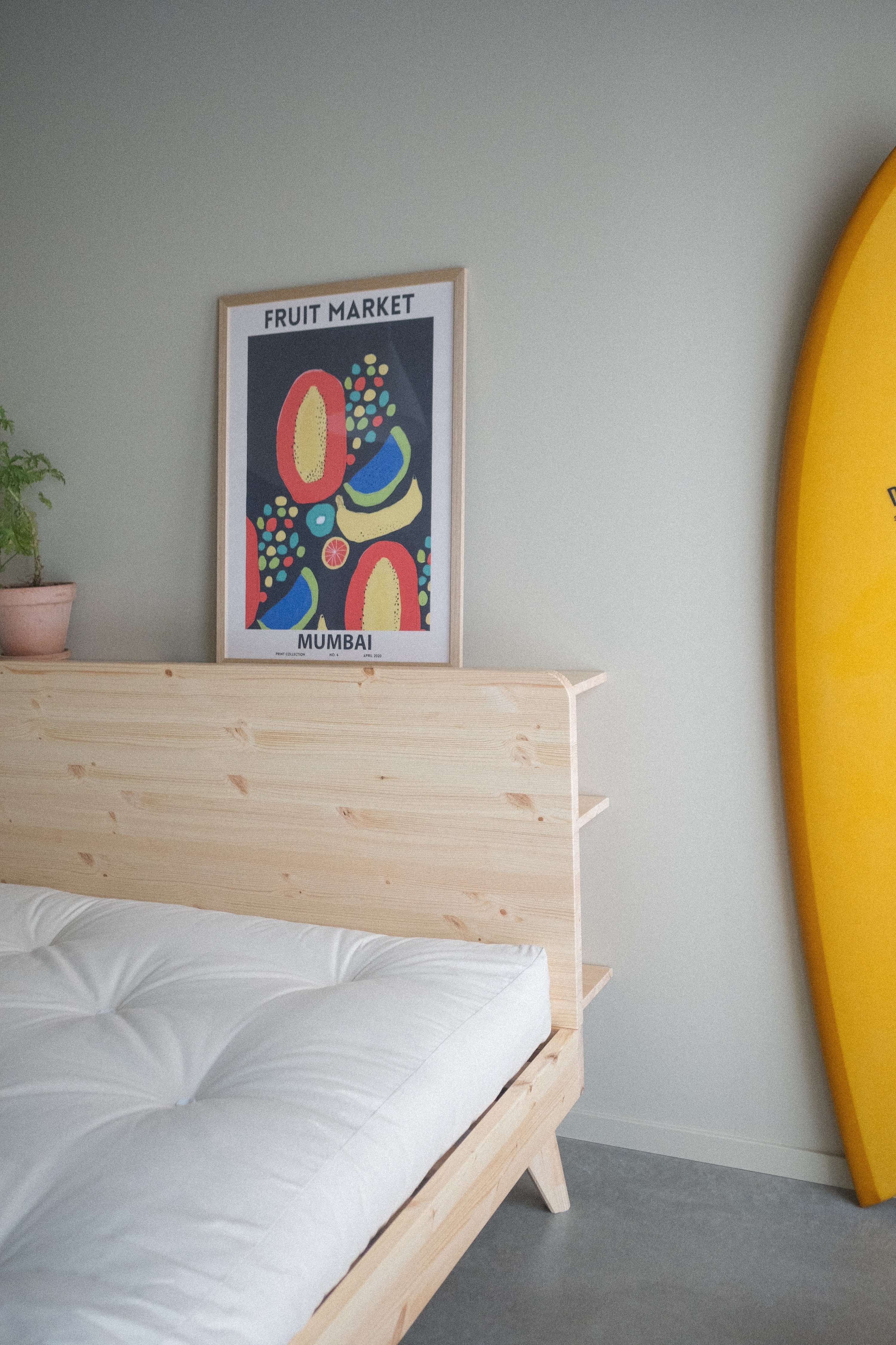 RETREAT BED CLEAR LACQUERED 140 X 200