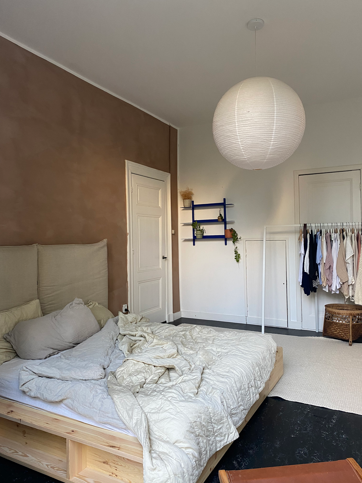 ZIGGY BED CLEAR LACQUERED 180 X 200