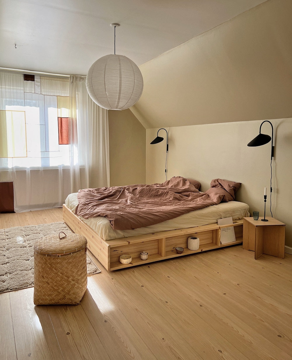 ZIGGY BED CLEAR LACQUERED QUEEN SIZE