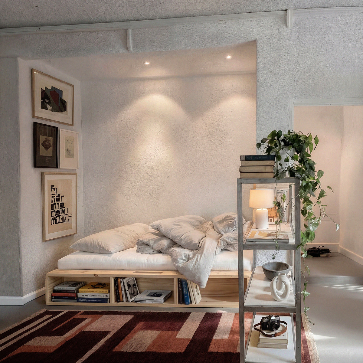 ZIGGY BED CAROB BROWN LACQUERED 90 X 200